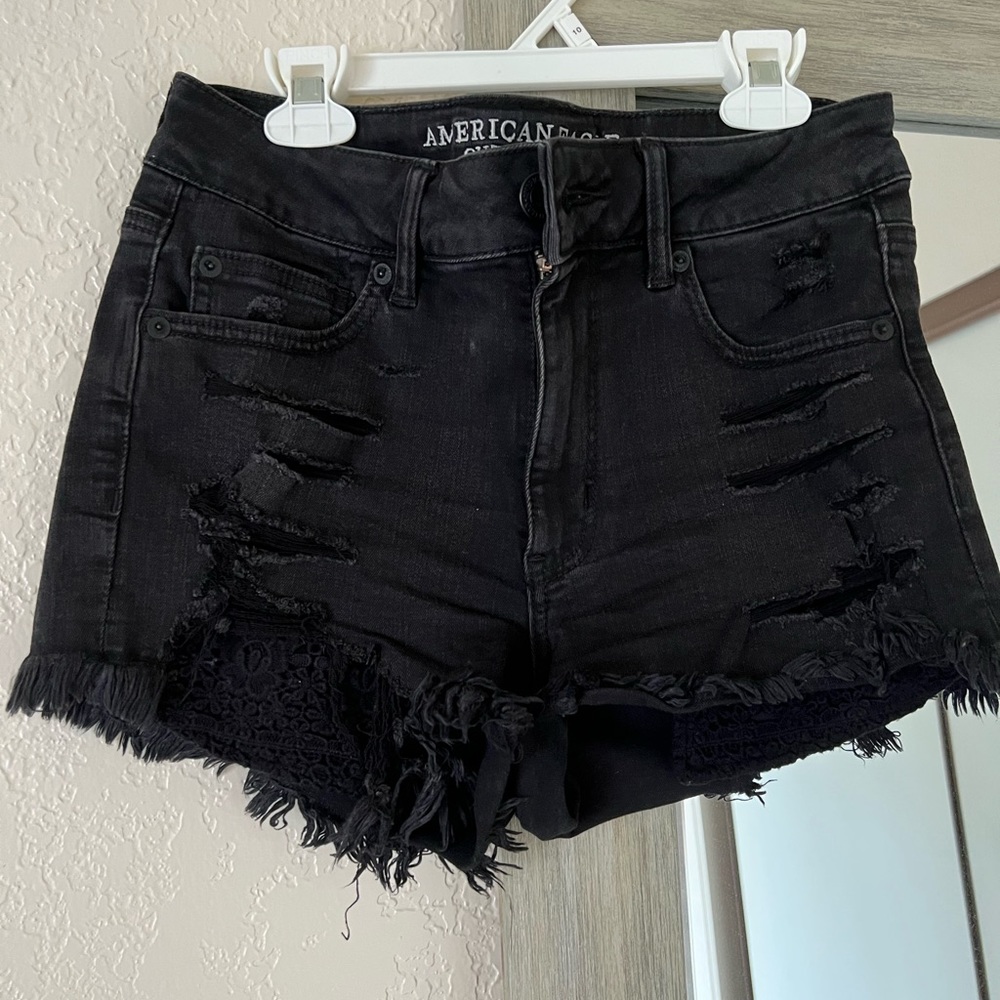 American Eagle black super stretch shorts size 6